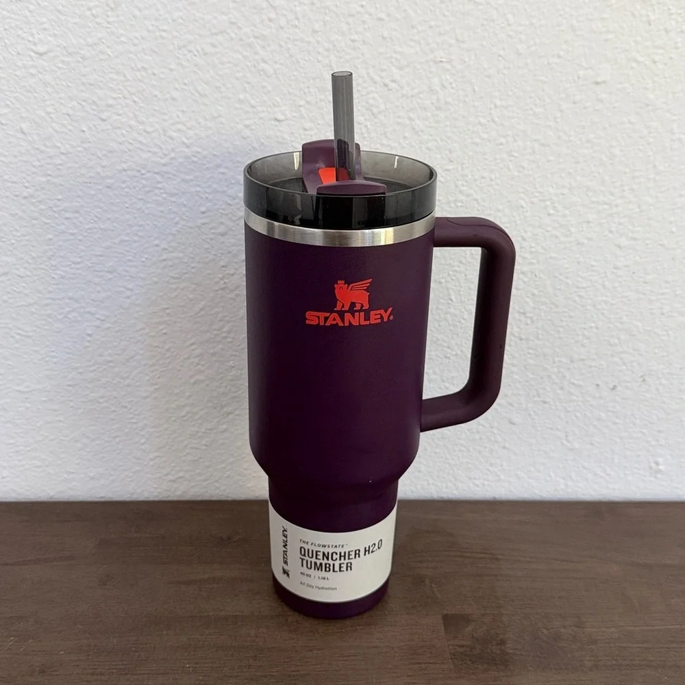 STANLEY Quencher H2.0 Tumbler Handle & Straw 40oz Plum insulated stainless steel - Picture 5 of 9